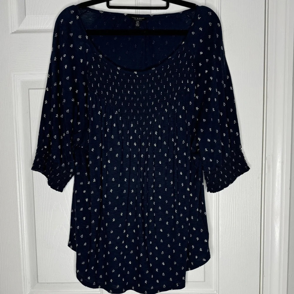 LUCKY BRAND Ditzy‎ Floral Flowy Navy Top Ruched Detailing Size L Boho
